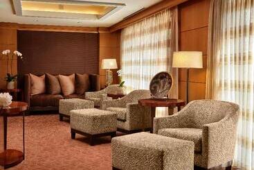 هتل Grand America