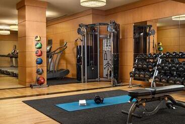 هتل Grand America