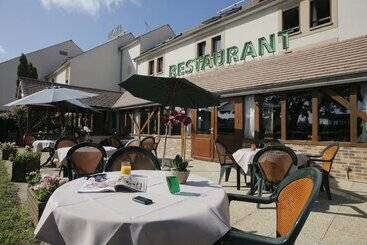 هتل Ikar   Fasthôtel Blois