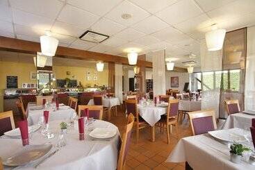 هتل Ikar   Fasthôtel Blois