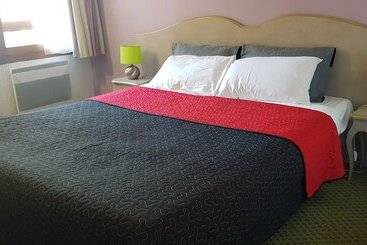 هتل Ikar   Fasthôtel Blois