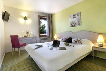 هتل Ikar   Fasthôtel Blois