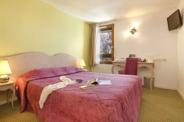 هتل Ikar   Fasthôtel Blois