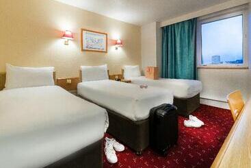 هتل Ibis London Earls Court