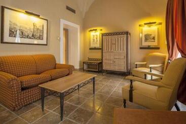 هتل Ilunion Merida Palace