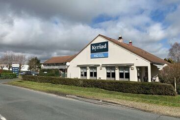 هتل Kyriad Chateauroux  Saint Maur