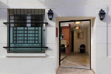 هتل Hôtel Dalila