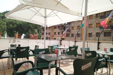 هتل Les Terres
