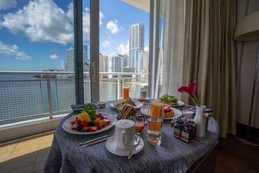 هتل Mandarin Oriental Miami