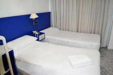 هتل Vila Real Azul
