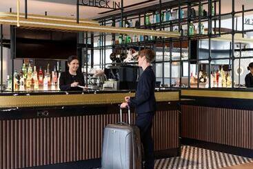 هتل Mercure Neu Isenburg