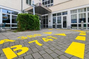 هتل Mercure Neu Isenburg