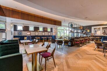 هتل Mercure Neu Isenburg