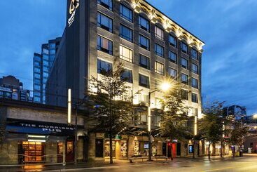 هتل Quality Inn & Suites