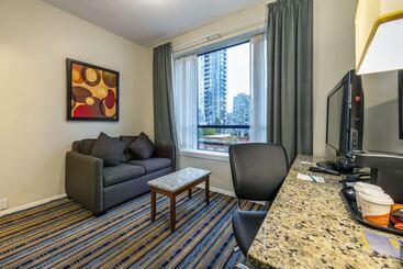 هتل Quality Inn & Suites