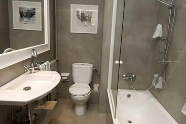 هتل Restaurant Pessets & SPA