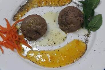 هتل Restaurante Logasasanti