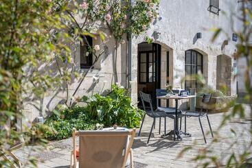 هتل Le Saint Nicolas Hôtel