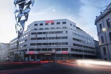 هتل Scandic St. Olavs Plass