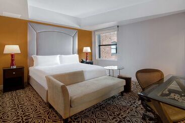 هتل The Sam Houston  Curio Collection By Hilton
