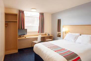 هتل Travelodge London Kings Cross Royal Scot