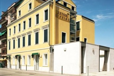 هتل Trieste