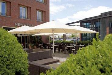 اقامتگاه Lindner Hotel Frankfurt Main Plaza, Part Of Jdv By Hyatt