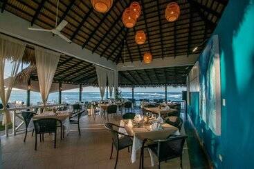 Velero Beach Resort