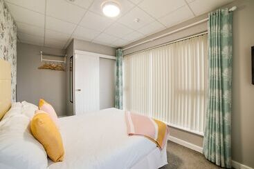 تختخواب و صبحانه Rambler Inn