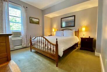 تختخواب و صبحانه The Wilmington Inn