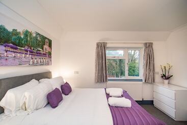 تختخواب و صبحانه Wilson Lodge