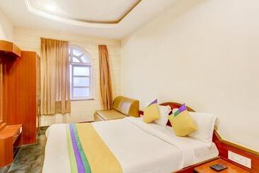 Itsy Hotels The New Hill Retreat, Near By Local Bus Station