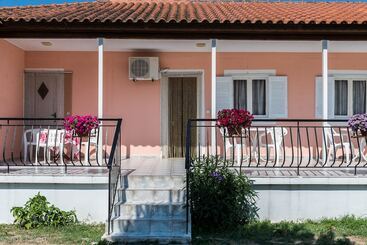 Roussa's Apartments