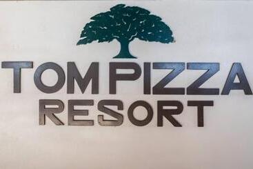 هتل Tompizza Resort
