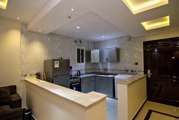 Dreams Houses Furnished Suites