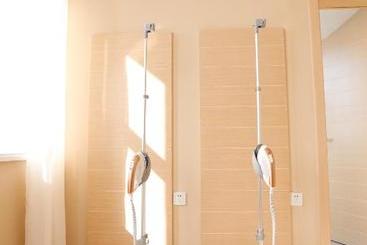 هتل City Comfort Inn Beihai Beijing Rd Yizhong Branch