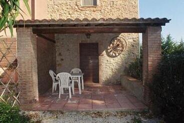 هتل Fattoria Di Casalappi
