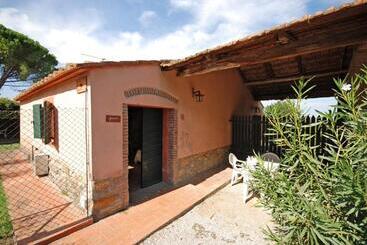 هتل Fattoria Di Casalappi