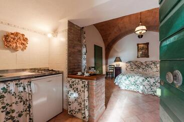 هتل Fattoria Di Casalappi