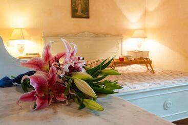 هتل Fattoria Di Casalappi