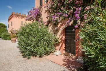 هتل Fattoria Di Casalappi