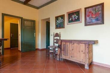 هتل Fattoria Di Casalappi