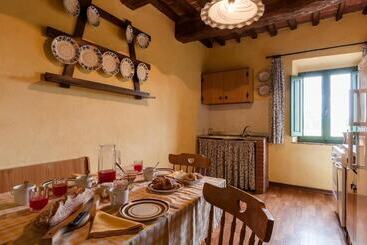 هتل Fattoria Di Casalappi