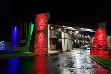 هتل Welcome Inn & Suites   Lyons