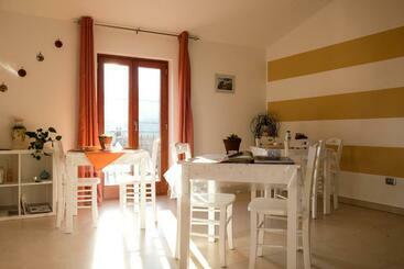 L&b Bed And Breakfast