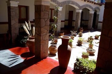 هاستل Azul Humahuaca Hostal