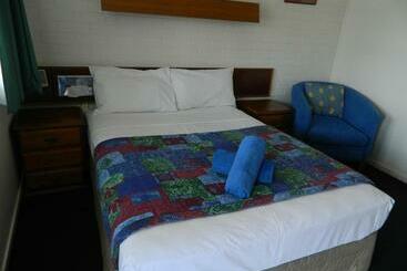 Coachman Motel