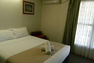 Coachman Motel