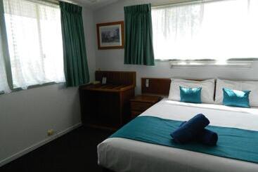 Coachman Motel