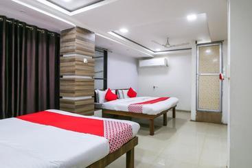 هتل Oyo 66259  Krishna